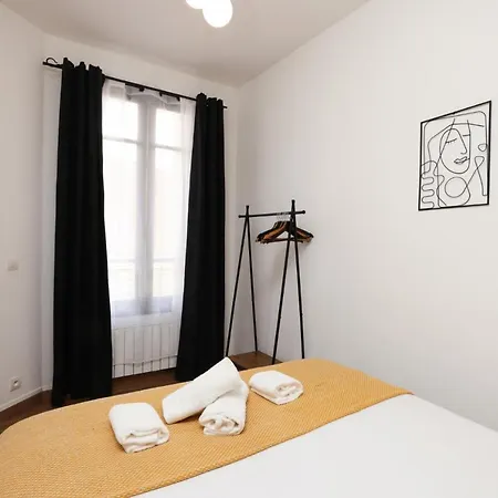 L'appart Tomey Appartement *